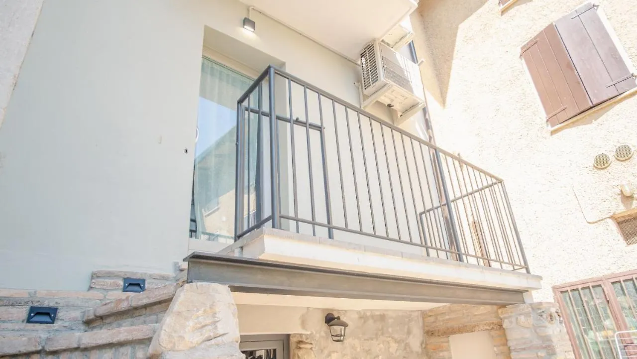 Elide Home Sweet Home - Italian Homing Padenghe sul Garda Italy