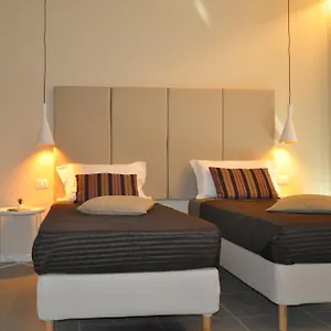 Garda Bloom Apartment