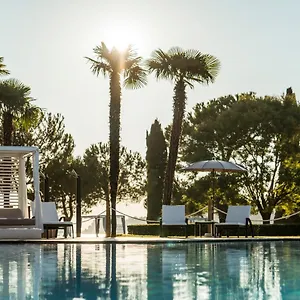 Splendido Bay Luxury Hotel